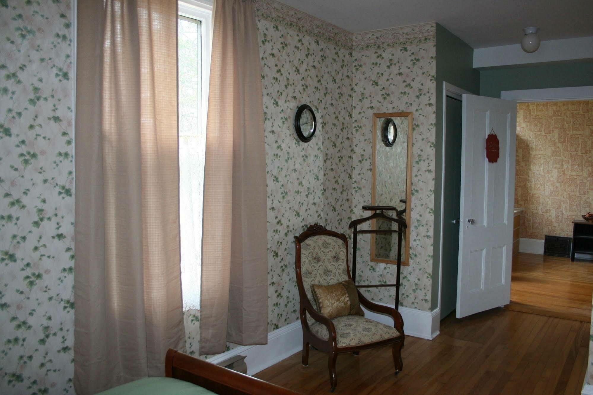 Sackville Bed And Breakfast 外观 照片